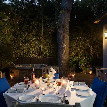 Villa Sur Mer Sleeps 4